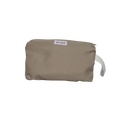 Neceser Madeira beige De Galei, impermeable y ligero, ideal para llevar a la playa o de viaje con estilo mediterráneo.